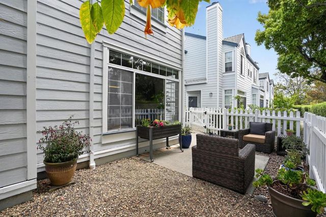 108 Commodore Drive, Richmond, CA 94804