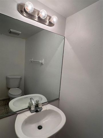 2442 NW 52nd Avenue 2442, Lauderhill, FL 33313