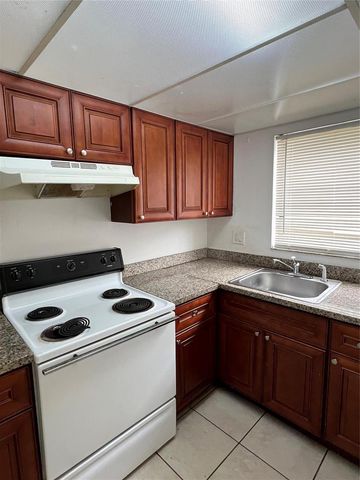 2442 NW 52nd Avenue 2442, Lauderhill, FL 33313
