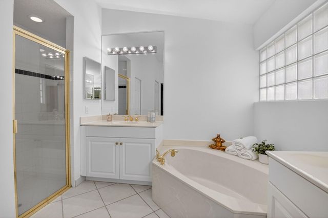 7170 Haviland Circle, Boynton Beach, FL 33437