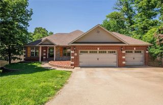 50 Lyndhurst Drive, Bella Vista, AR 72714