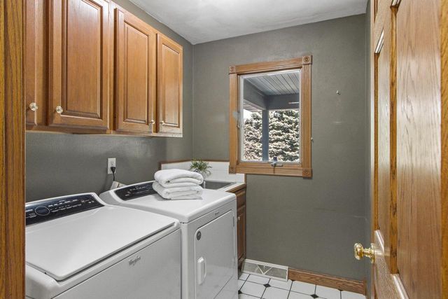3617 E Rovi Drive, Milton, WI 53563