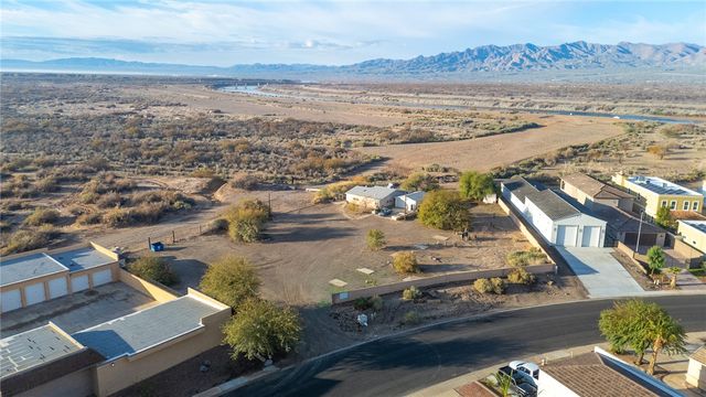 3011 Camino Del Rio, Bullhead City, AZ 86442