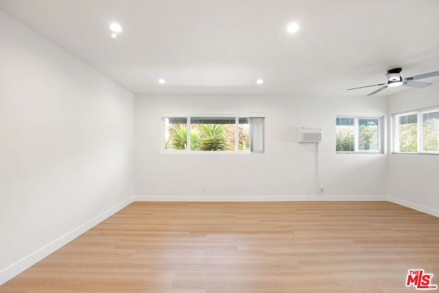 8440 Willoughby Avenue 3, Los Angeles, CA 90069