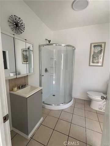 8561 Orion, North Hills, CA 91343