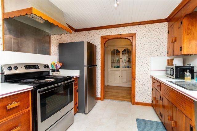 45 Shaker Lane, Littleton, MA 01460