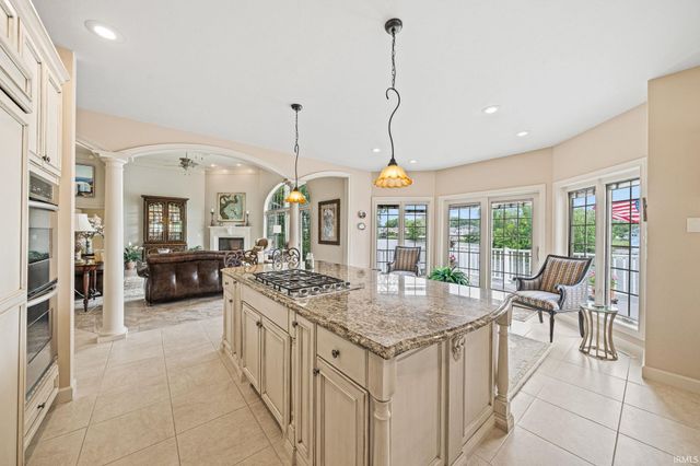 13 Quail Island, Elkhart, IN 46514