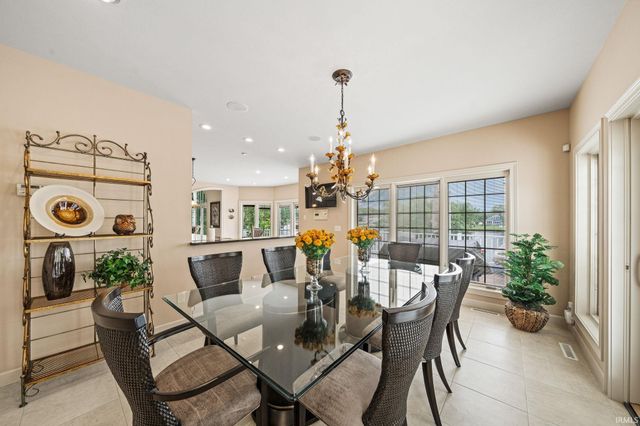 13 Quail Island, Elkhart, IN 46514