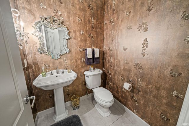 13 Quail Island, Elkhart, IN 46514