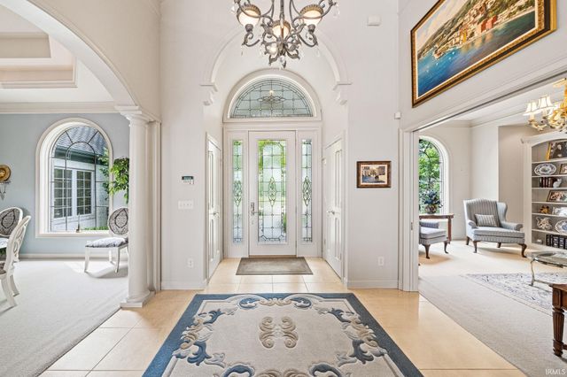 13 Quail Island, Elkhart, IN 46514