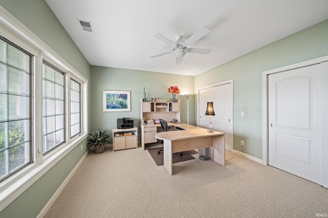 13 Quail Island, Elkhart, IN 46514