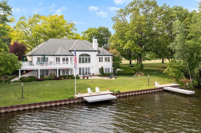 13 Quail Island, Elkhart, IN 46514