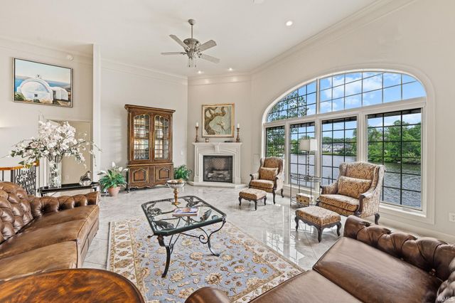 13 Quail Island, Elkhart, IN 46514