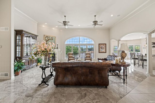 13 Quail Island, Elkhart, IN 46514