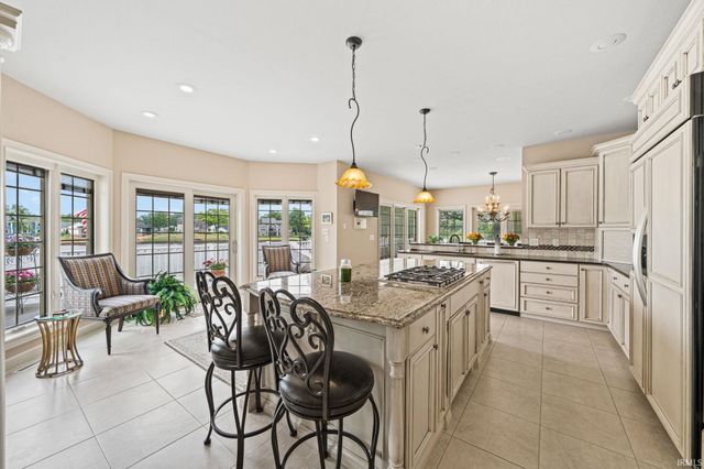 13 Quail Island, Elkhart, IN 46514