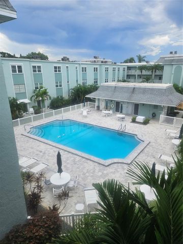 1706 BELLEAIR FOREST DRIVE 310, Clearwater, FL 33756