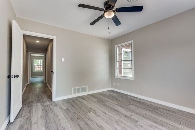 2505 Falls Drive, Dallas, TX 75211