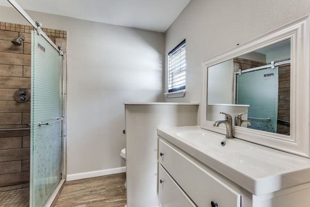 2505 Falls Drive, Dallas, TX 75211