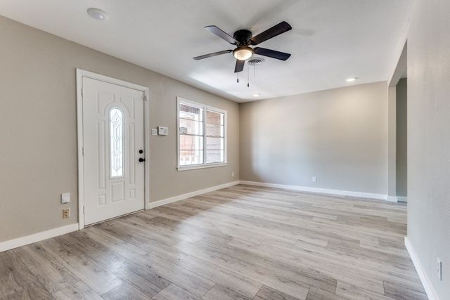 2505 Falls Drive, Dallas, TX 75211