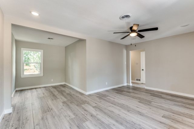 2505 Falls Drive, Dallas, TX 75211