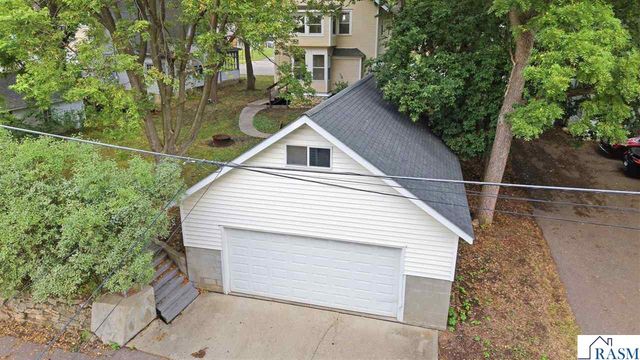816 N 5th Street, Mankato, MN 56001