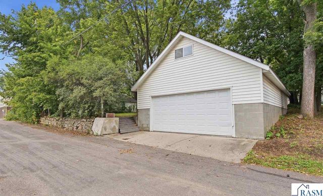 816 N 5th Street, Mankato, MN 56001