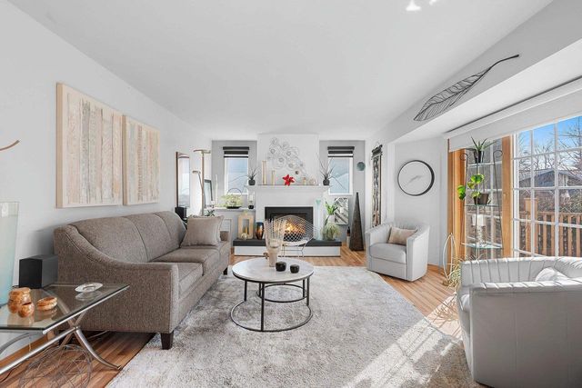 1831 S MAYFAIR DRIVE, Appleton, WI 54914