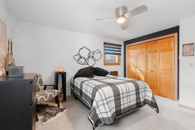 1831 S MAYFAIR DRIVE, Appleton, WI 54914