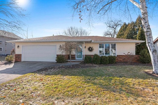 1831 S MAYFAIR DRIVE, Appleton, WI 54914