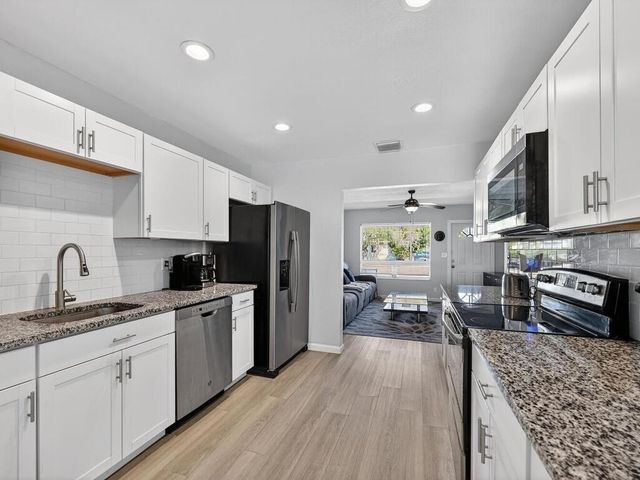 1632 NE 33rd Street, Oakland Park, FL 33334