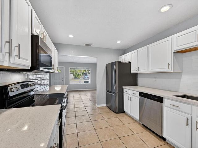 1632 NE 33rd Street, Oakland Park, FL 33334