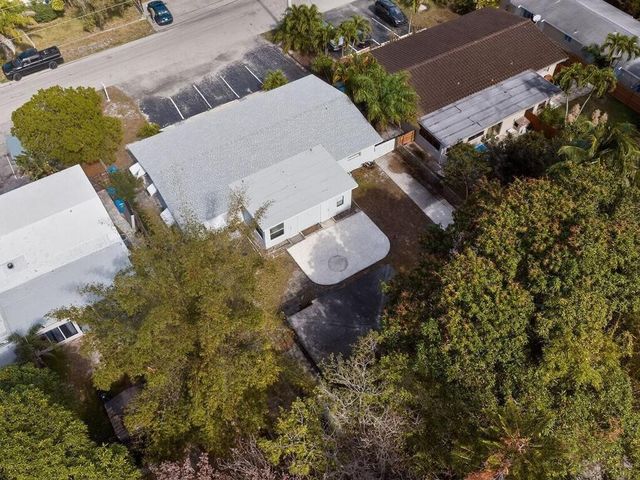 1632 NE 33rd Street, Oakland Park, FL 33334