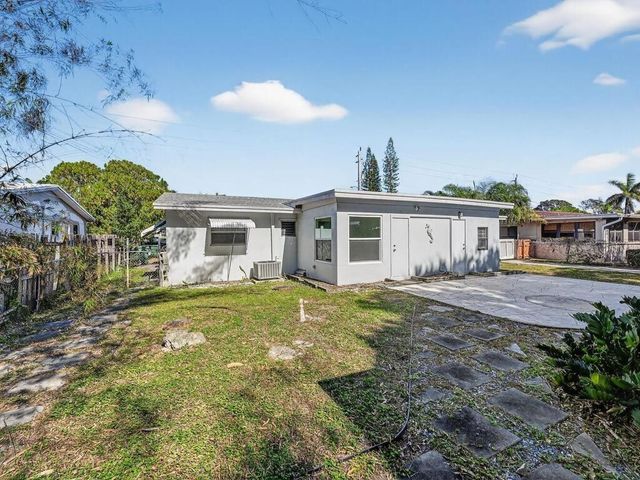 1632 NE 33rd Street, Oakland Park, FL 33334