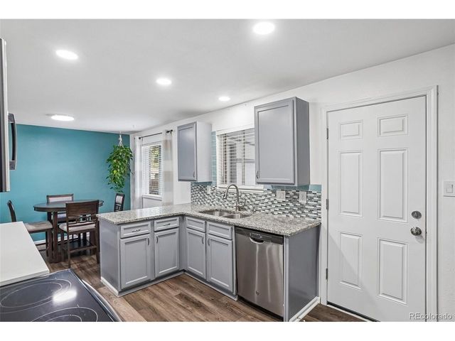 1635 Hartley Ct, Longmont, CO 80501