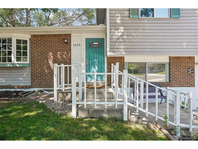 1635 Hartley Ct, Longmont, CO 80501