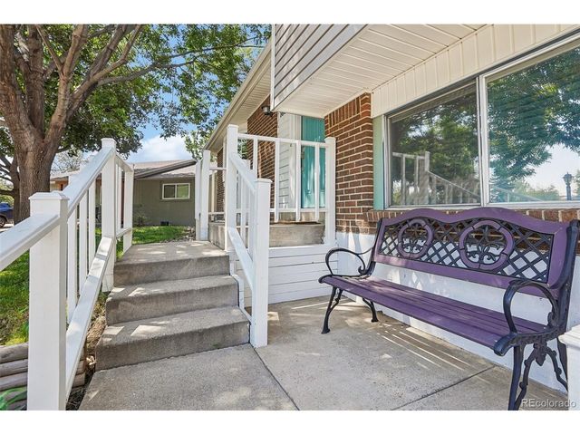 1635 Hartley Ct, Longmont, CO 80501