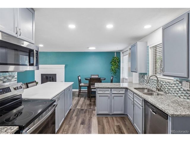 1635 Hartley Ct, Longmont, CO 80501