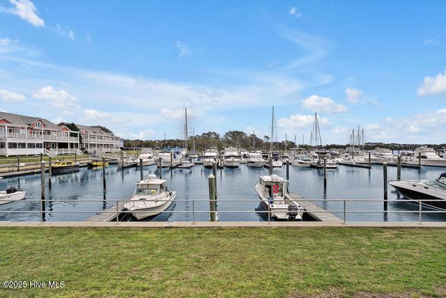 4148 S Harbor Circle 1, Southport, NC 28461