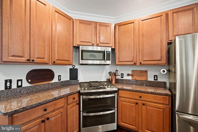 10448 WHEATLEY SCHOOL RD, Marshall, VA 20115