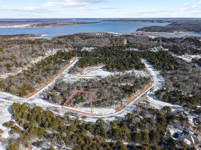 130 Whispering Pine Drive, Gordonville, TX 76245