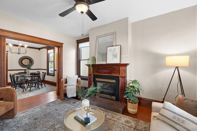 3922 Grove Avenue, Cincinnati, OH 45212