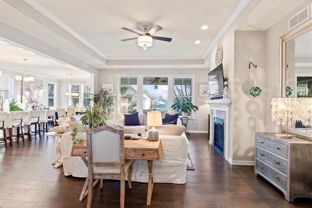 27 Threadleaf Lane, Penfield, NY 14526