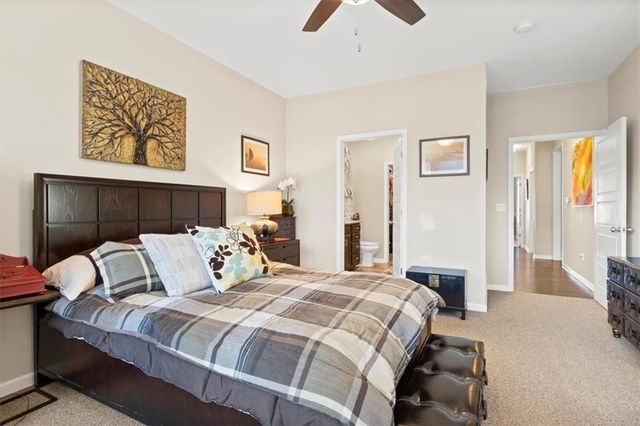 27 Threadleaf Lane, Penfield, NY 14526