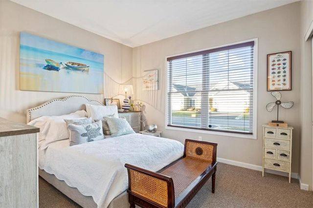 27 Threadleaf Lane, Penfield, NY 14526