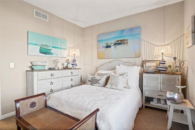 27 Threadleaf Lane, Penfield, NY 14526