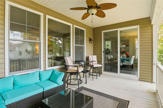 27 Threadleaf Lane, Penfield, NY 14526