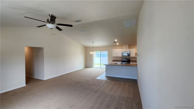 680 W Marguerita Drive, Dunnellon, FL 34434