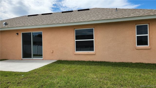680 W Marguerita Drive, Dunnellon, FL 34434