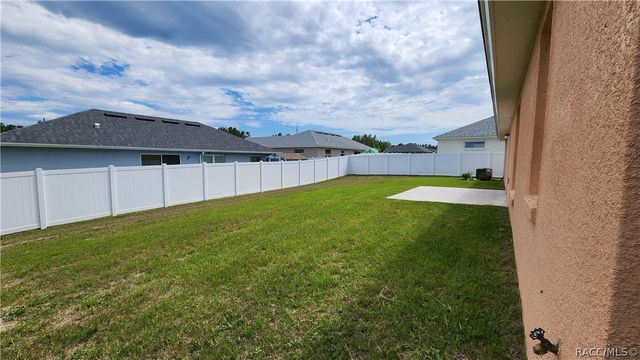 680 W Marguerita Drive, Dunnellon, FL 34434