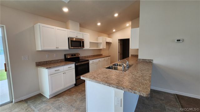 680 W Marguerita Drive, Dunnellon, FL 34434